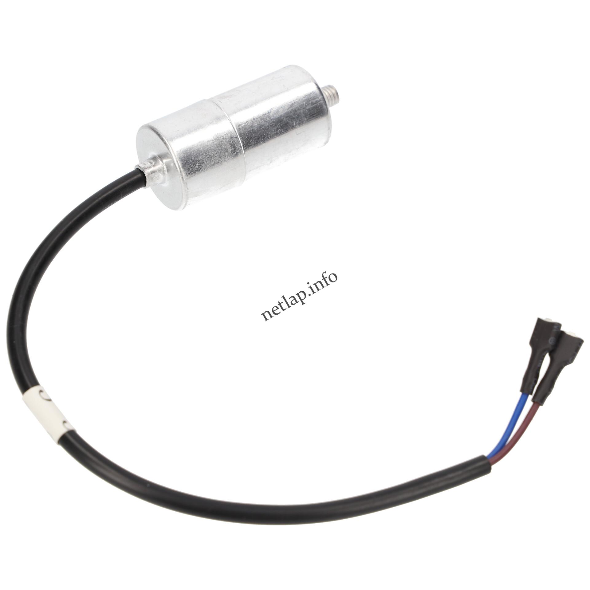 Hűtőgép kondenzátor vezetékes 3uf 450V univerzális 17431000001264 Hűtőgép kondenzátor vezetékes 3uf 450V univerzális 17431000001264