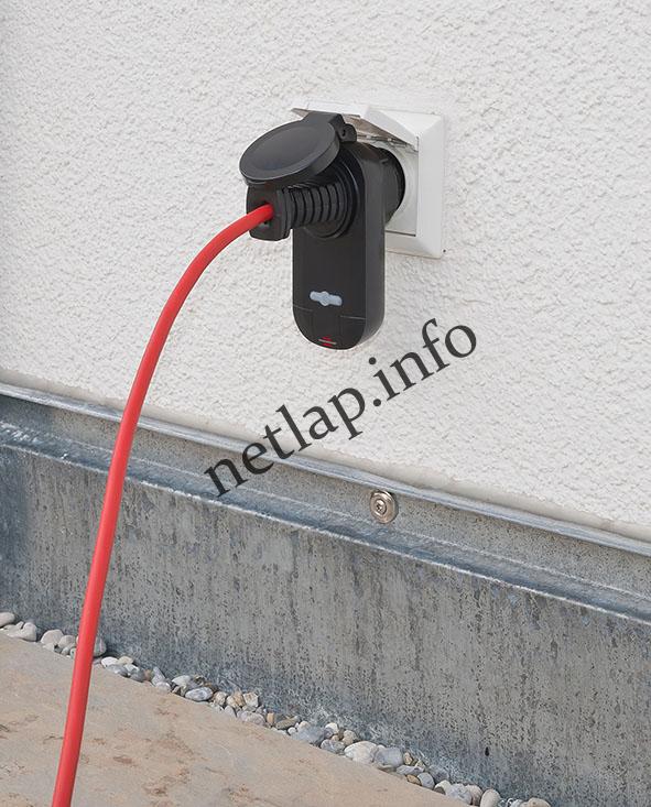 Brennenstuhl Comfort-Line távirányítós hálózati aljzat 1000W, 4 csatorna, 2 aljzat IP44, fekete, automatikus tanulás - Image 2